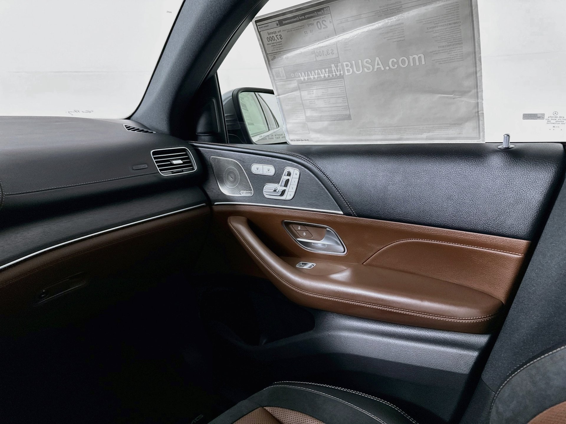 New 2026 Mercedes-Benz GLE 53 AMG 4MATIC Coupe image 26
