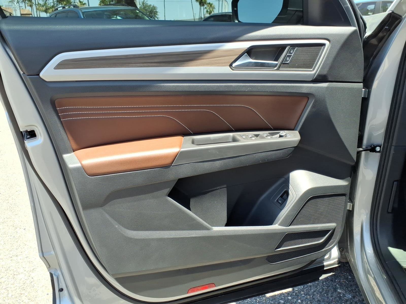 Certified 2022 Volkswagen Atlas SEL AWD/4WD image 20