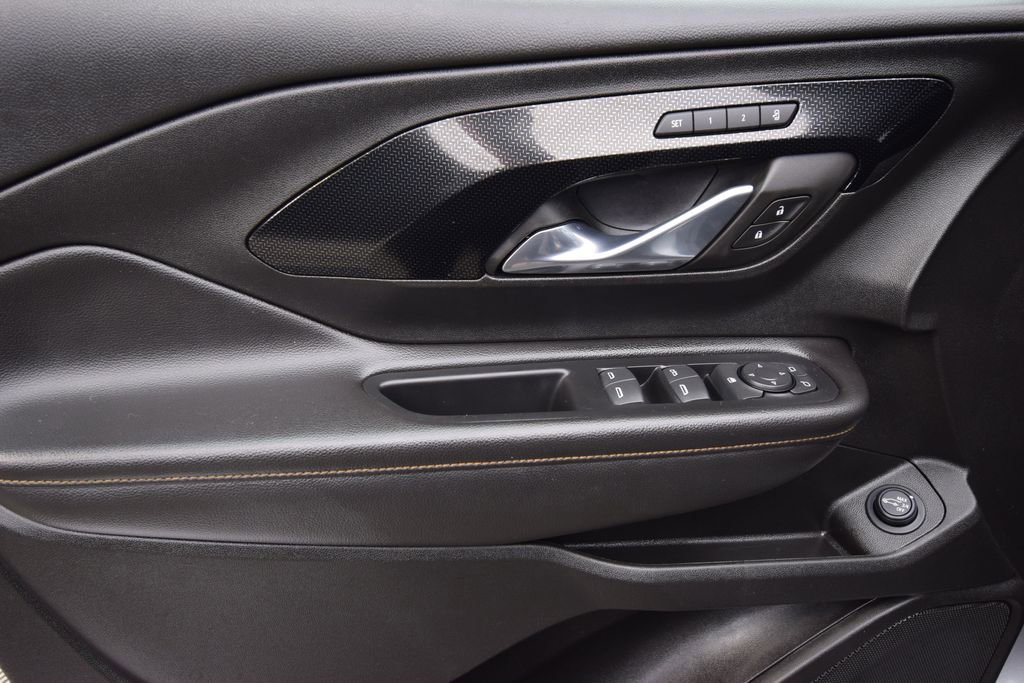 Used 2023 GMC Terrain AT4 image 23