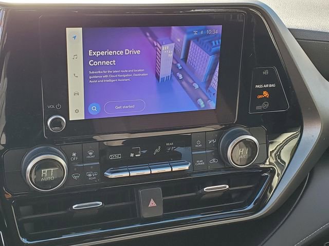 Used 2024 Toyota Highlander LE image 27