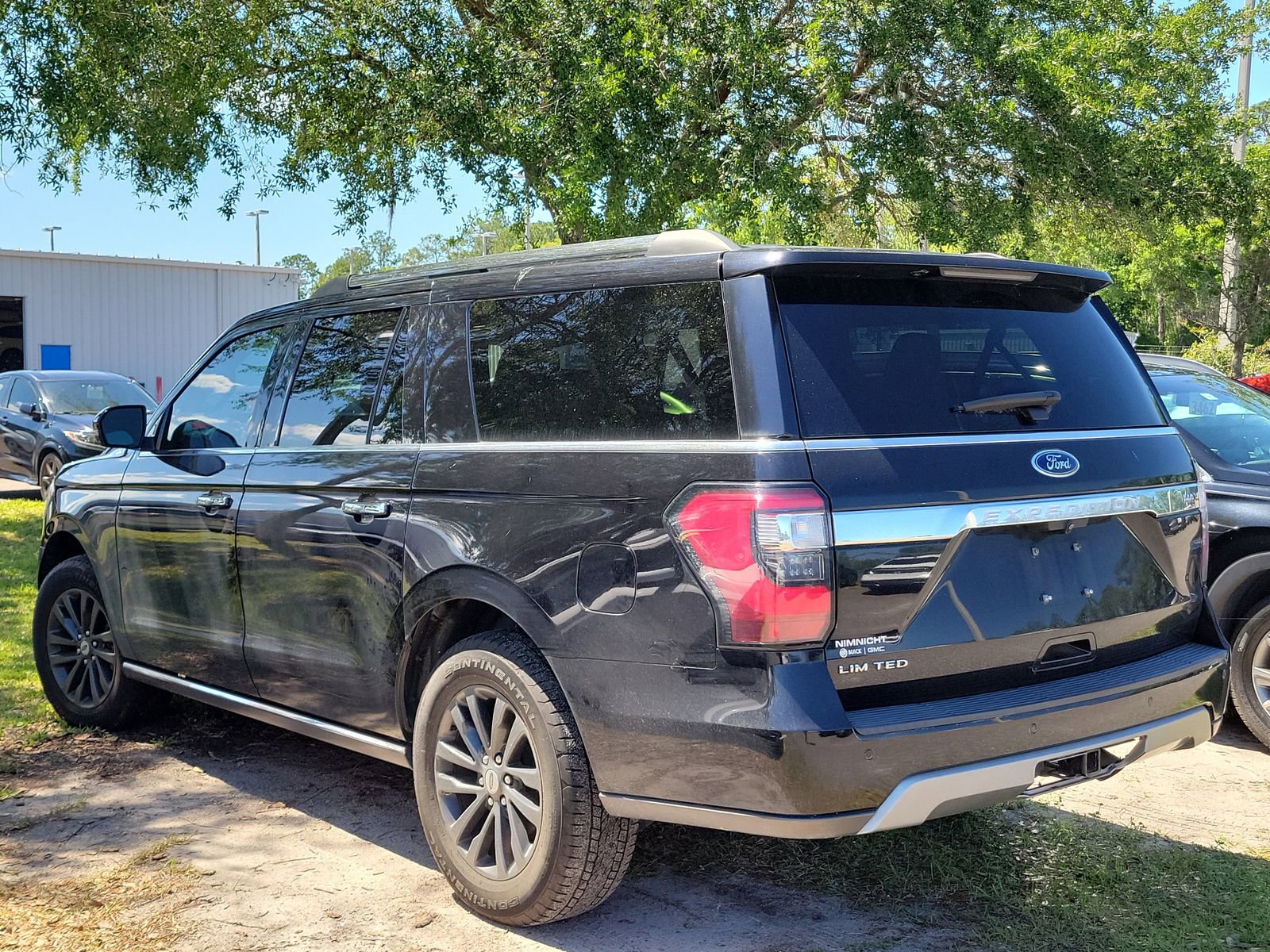 Used 2021 Ford Expedition Max Limited AWD/4WD image 6