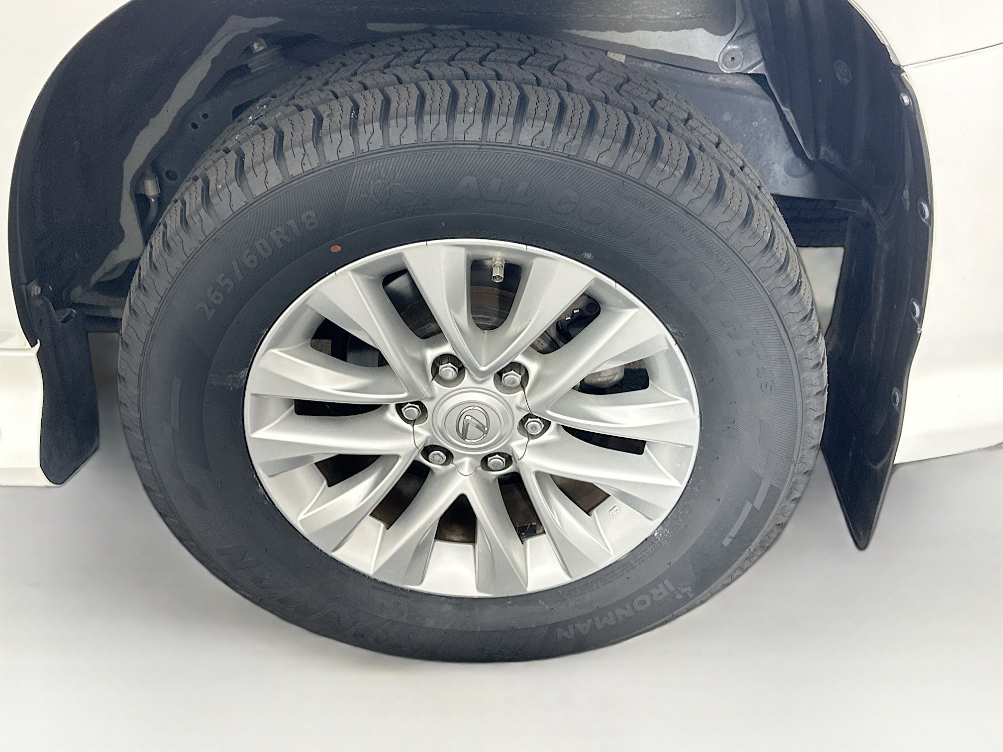 Used 2016 Lexus GX 460 w/ Premium Package image 11