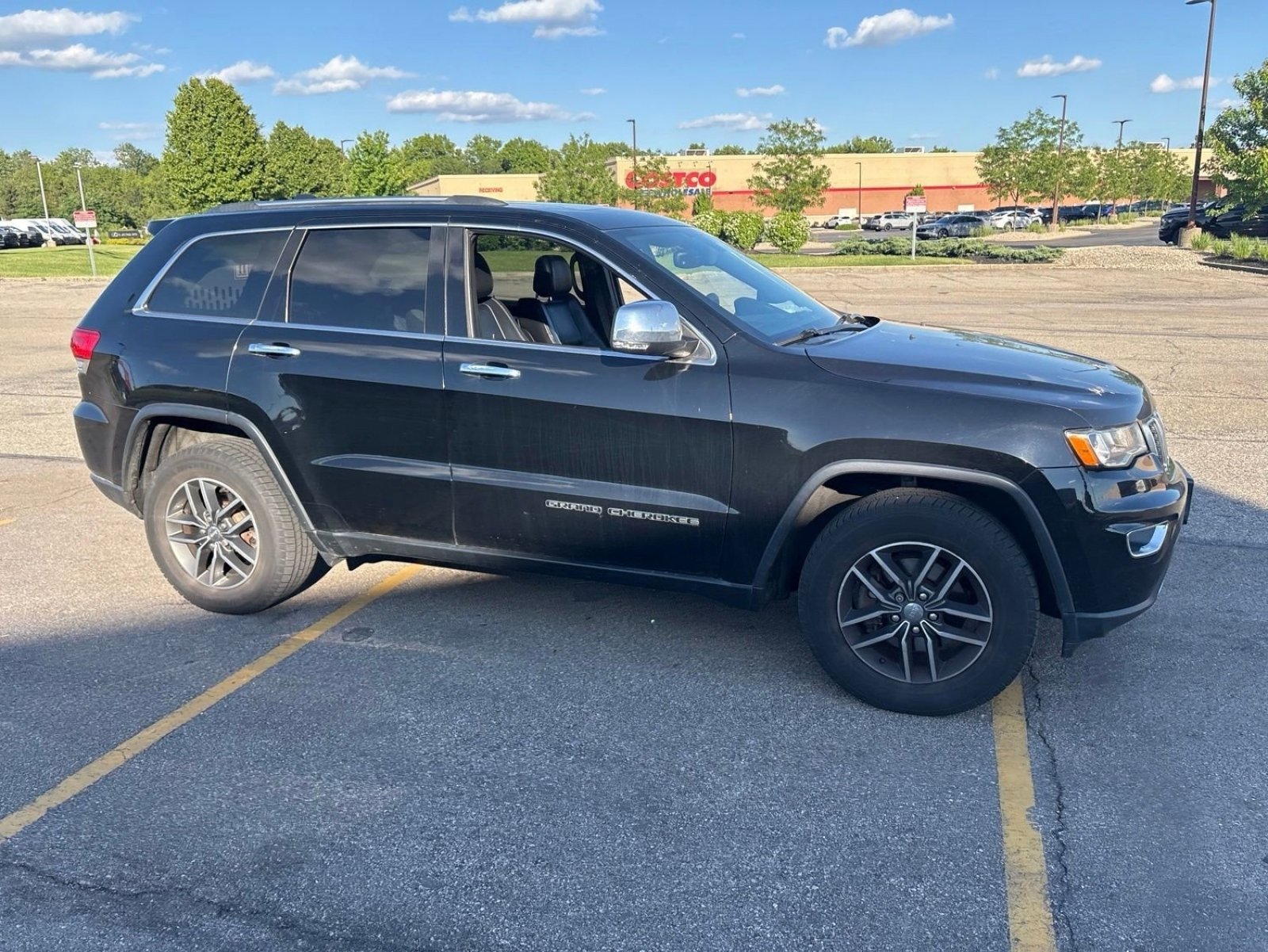 Used 2017 Jeep Grand Cherokee Limited AWD/4WD image 21