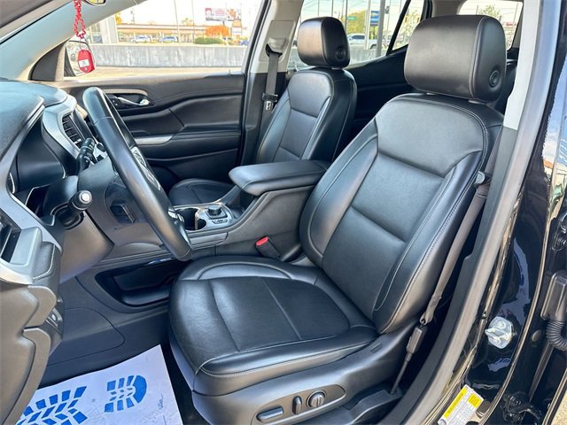 Used 2023 GMC Acadia SLT image 11