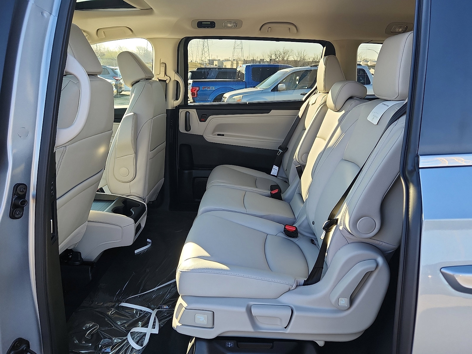 New 2026 Honda Odyssey EX-L image 6