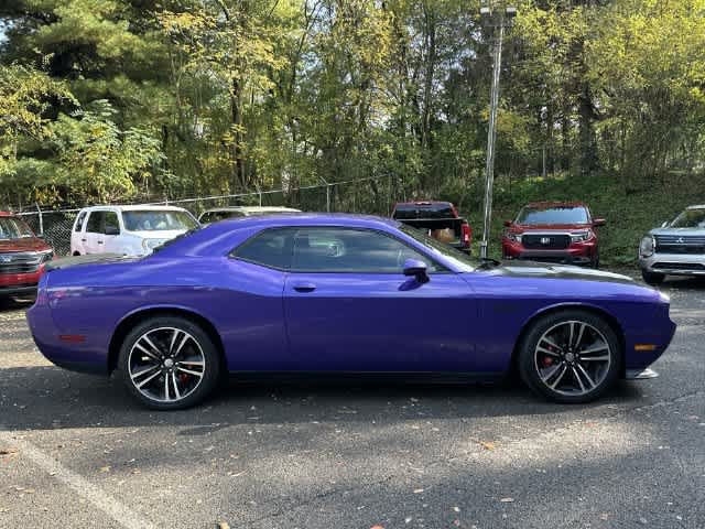 Used 2014 Dodge Challenger SRT8 Core RWD image 3