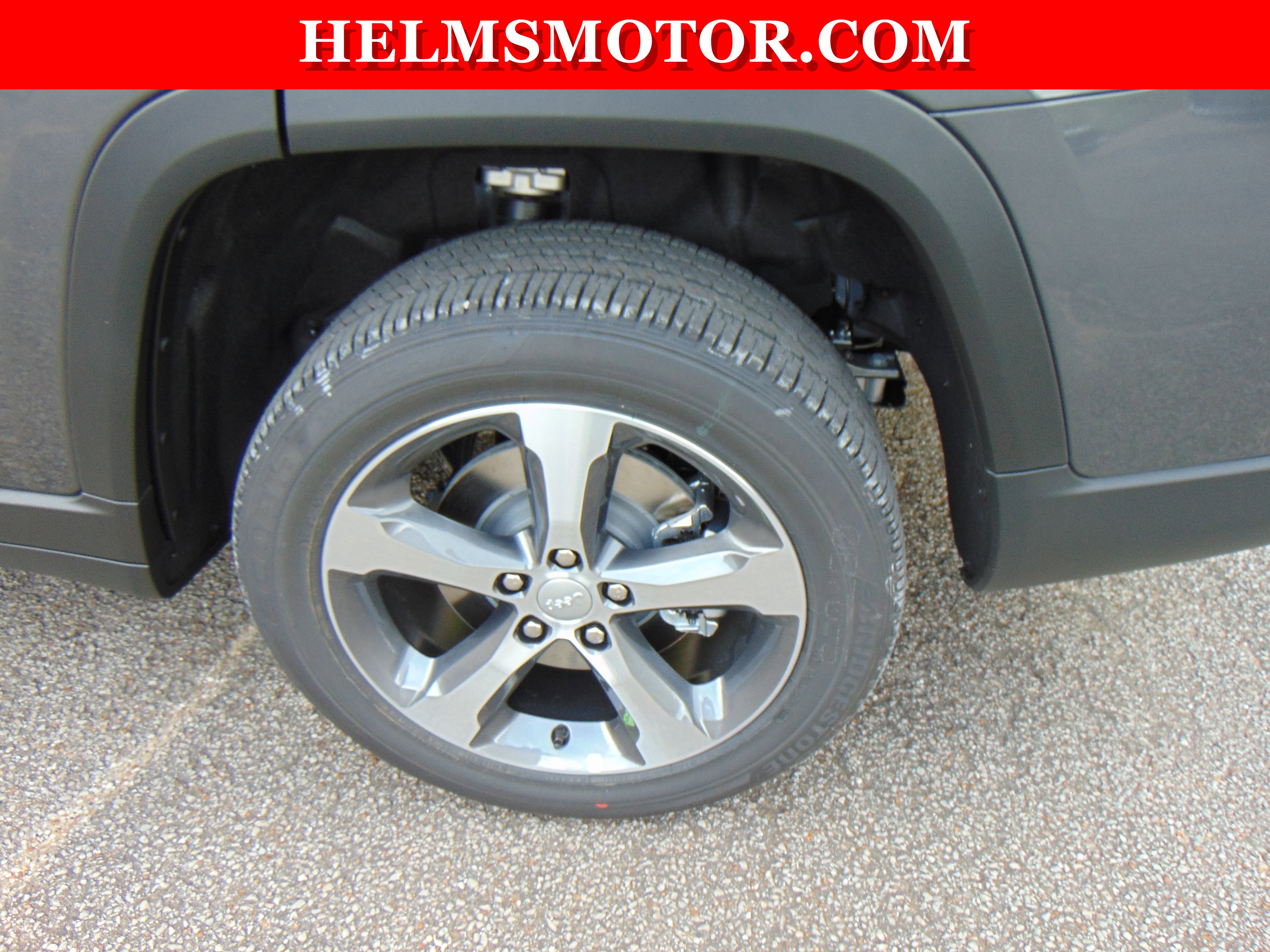 Certified 2024 Jeep Grand Cherokee L Limited w/ Luxury Tech Group II image 16