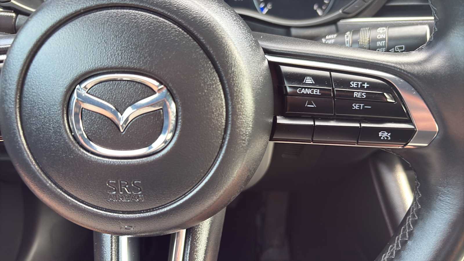 Used 2024 MAZDA MAZDA3 s FWD image 10