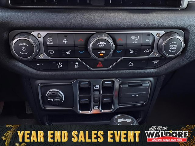 New 2025 Jeep Wrangler Sport S image 15