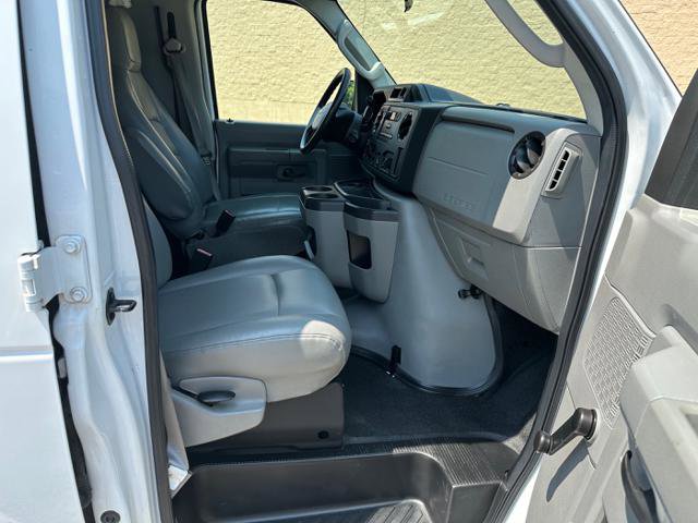 Used 2010 Ford E-250 and Econoline 250 E-250 ( NATURAL GAS) ONLY image 11