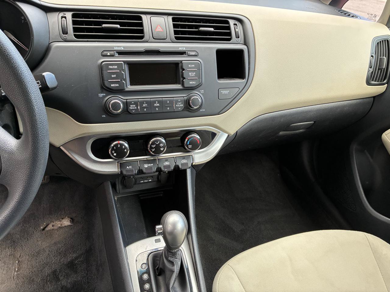 Used 2013 Kia Rio LX w/ PWR Pkg FWD image 13