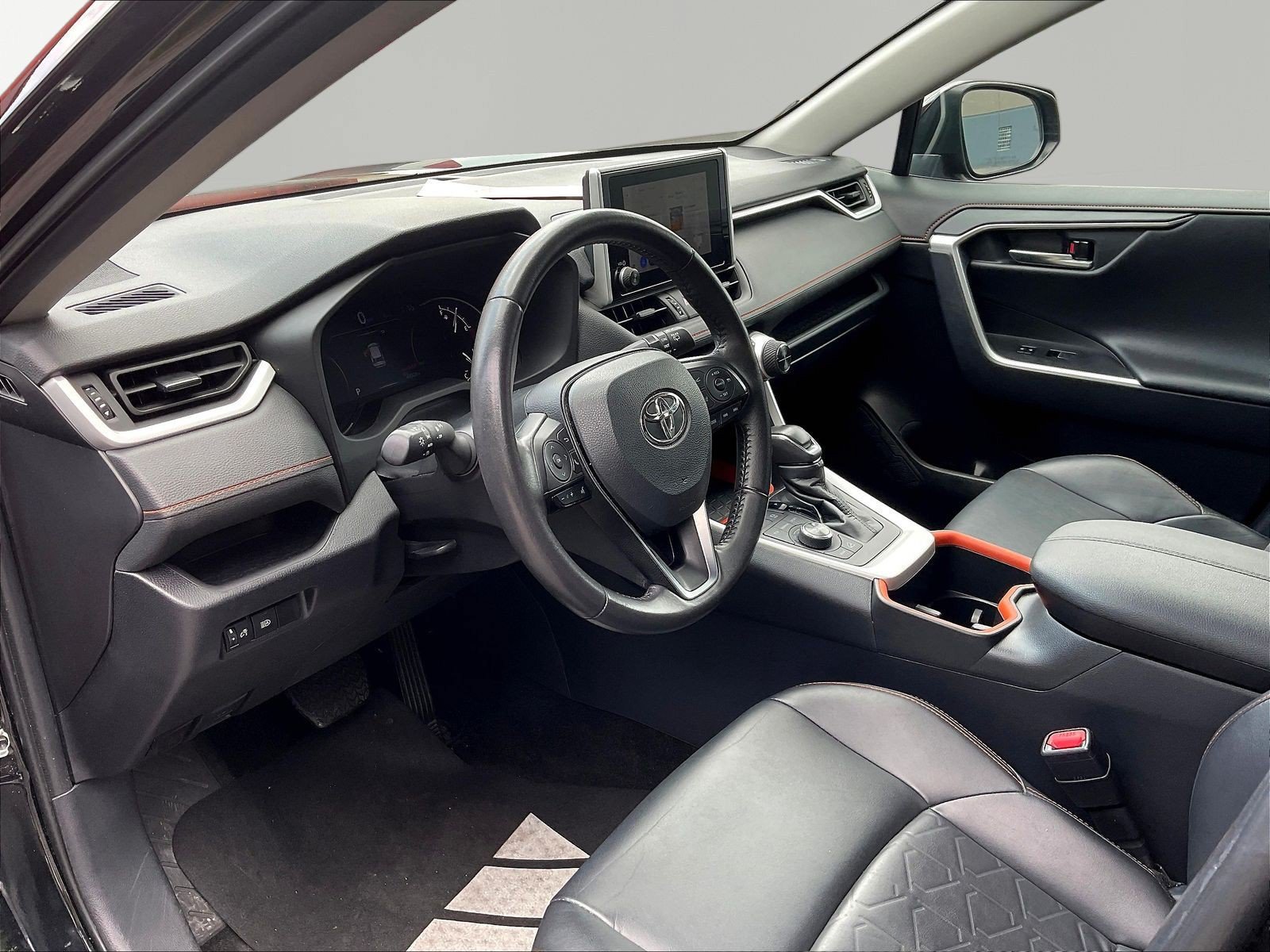 Used 2024 Toyota RAV4 Adventure AWD/4WD image 17