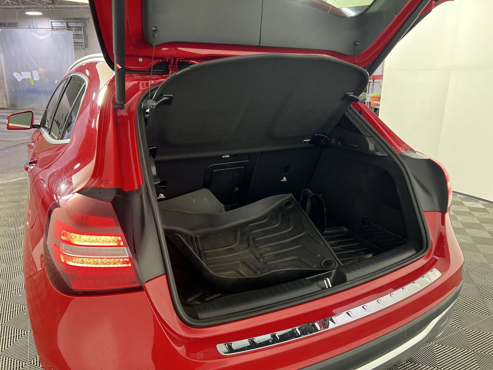 Used 2019 Mercedes-Benz GLA 250 4MATIC image 26