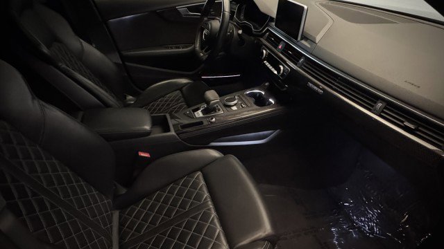Used 2019 Audi S4 Premium Plus w/ Premium Plus Package AWD/4WD image 22