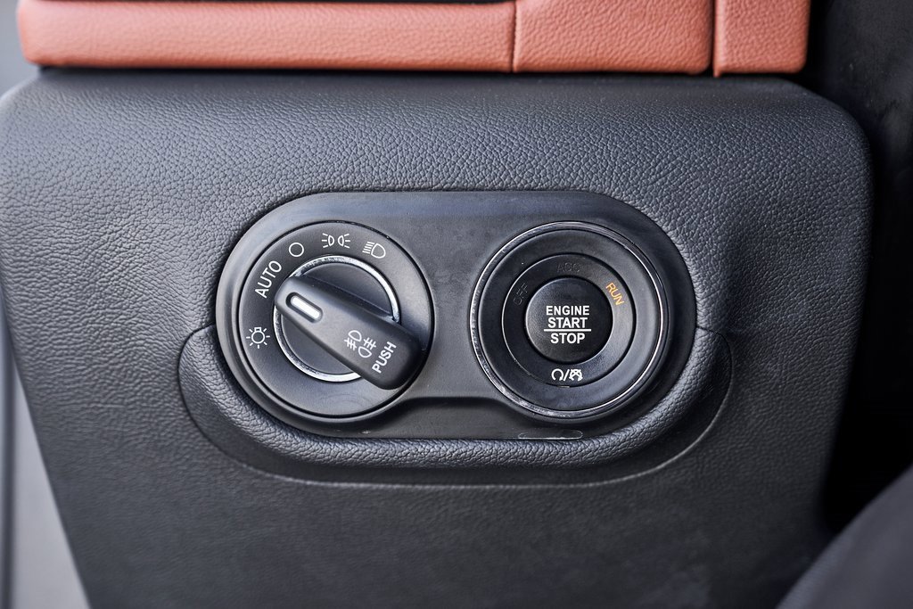 Used 2022 Maserati Levante Modena image 35