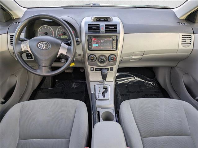 Used 2013 Toyota Corolla LE image 16