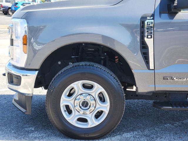 Used 2025 Ford F250 XLT AWD/4WD image 7