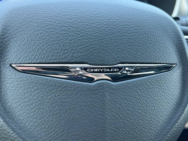 New 2026 Chrysler Pacifica Select FWD image 49
