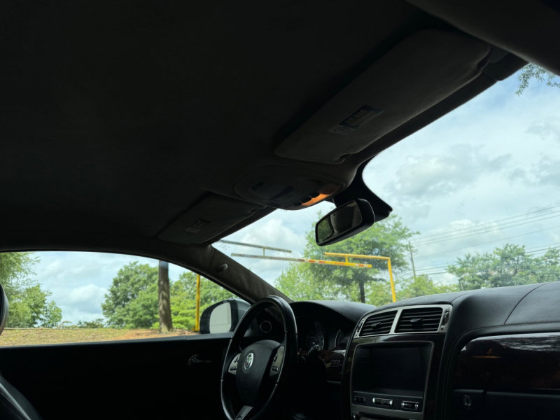 Used 2011 Jaguar XKR R image 38