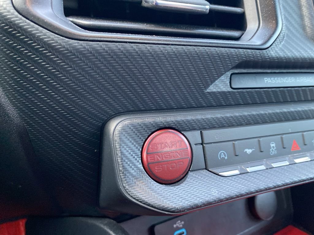 Used 2024 Ford Mustang EcoBoost image 11