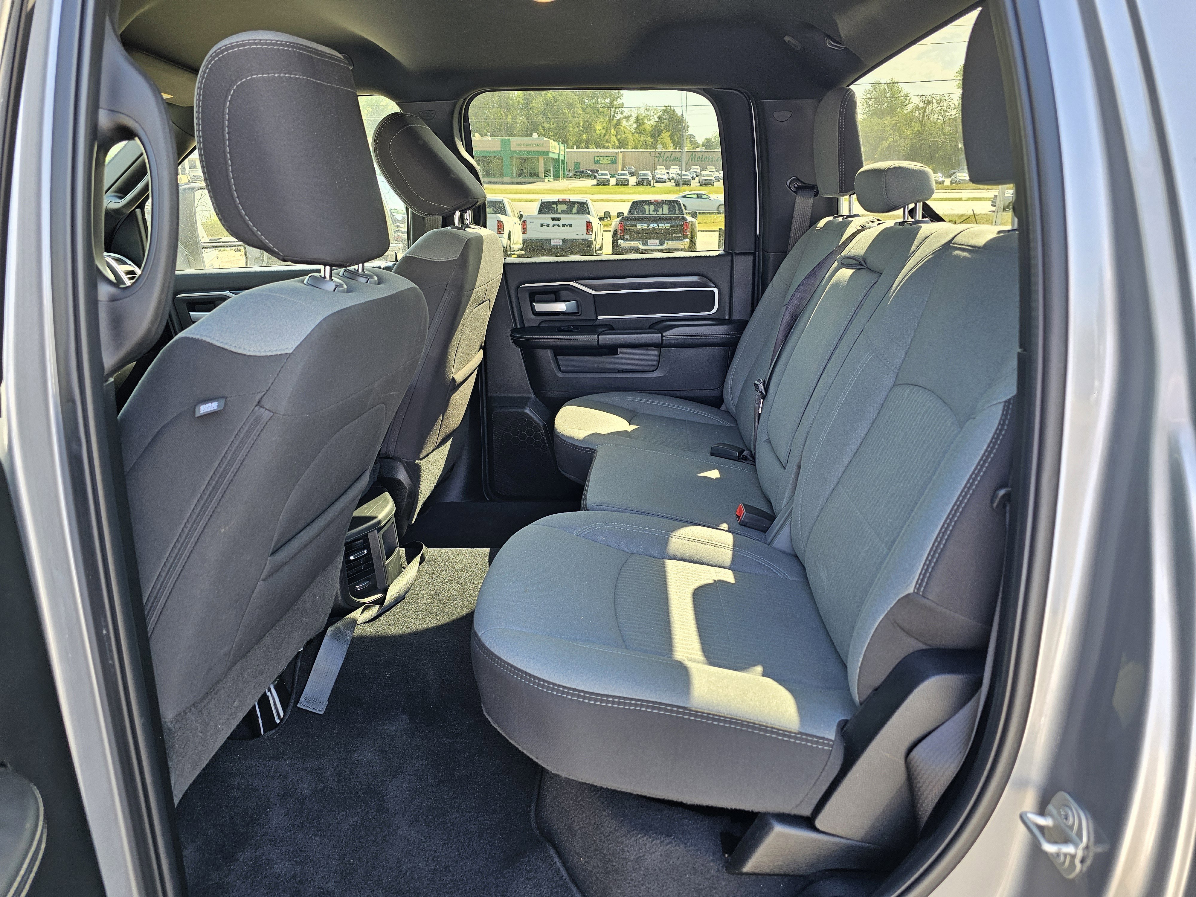 Used 2024 RAM 2500 Big Horn image 31