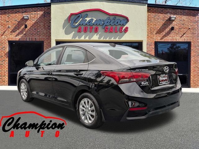 Used 2022 Hyundai Accent SEL FWD image 7