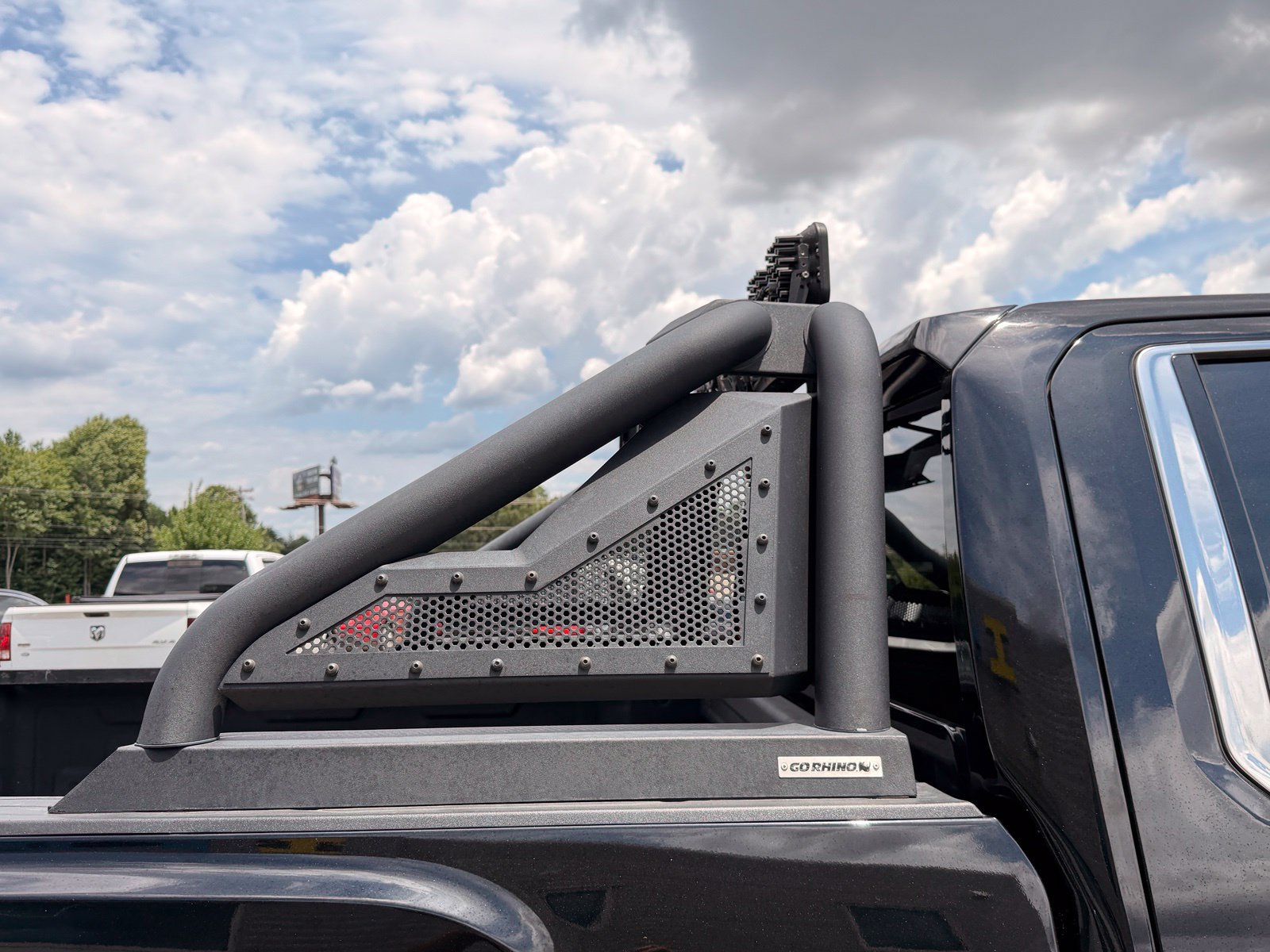 Used 2024 GMC Sierra 2500 Denali Ultimate w/ Max Trailering Package AWD/4WD image 98