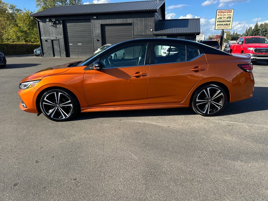 Used 2021 Nissan Sentra SR w/ SR Premium Package image 2