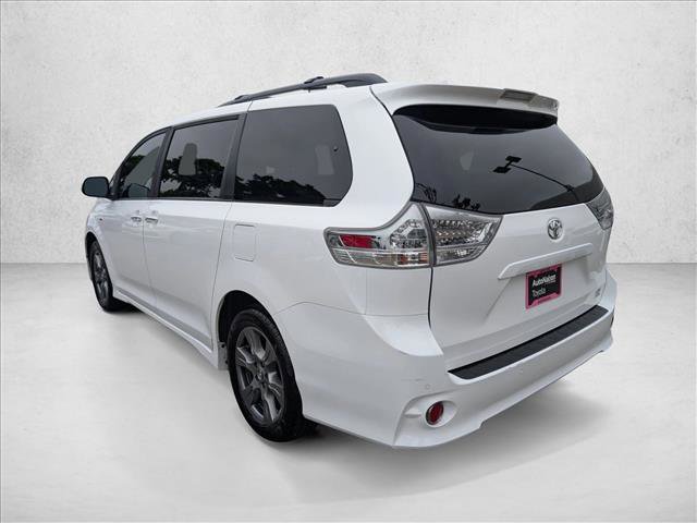 Used 2019 Toyota Sienna SE w/ SE Preferred Package AWD/4WD image 8