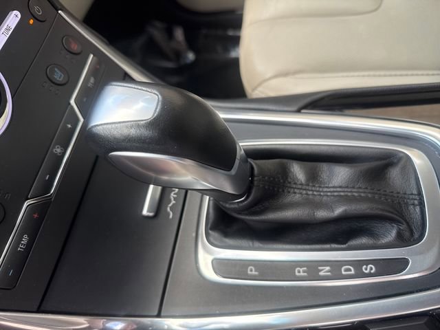 Used 2015 Ford Edge Titanium w/ Equipment Group 301A FWD image 18