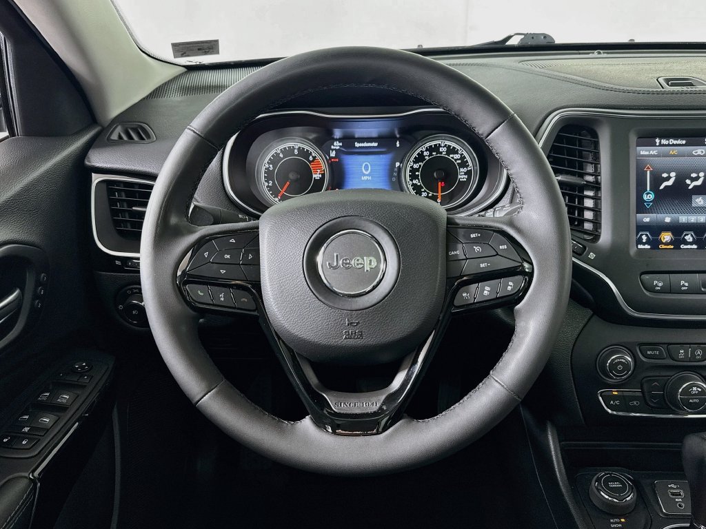 Used 2023 Jeep Cherokee Altitude Lux w/ Lux Elite Package AWD/4WD image 11