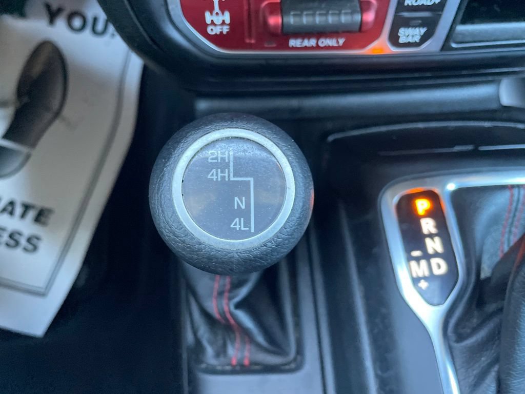 Used 2023 Jeep Gladiator Rubicon w/ LED Lighting Group AWD/4WD image 29