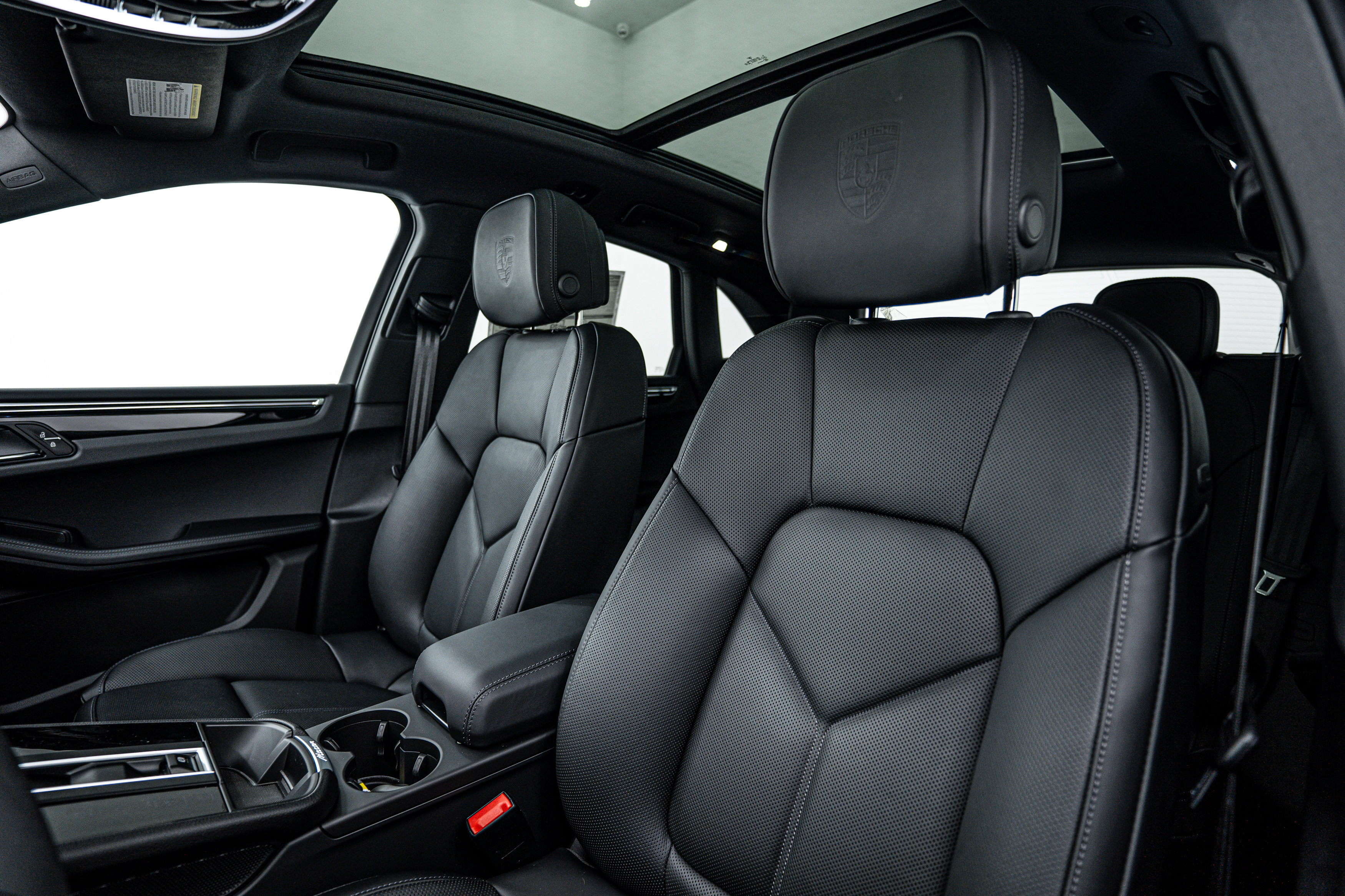 New 2025 Porsche Macan S image 20