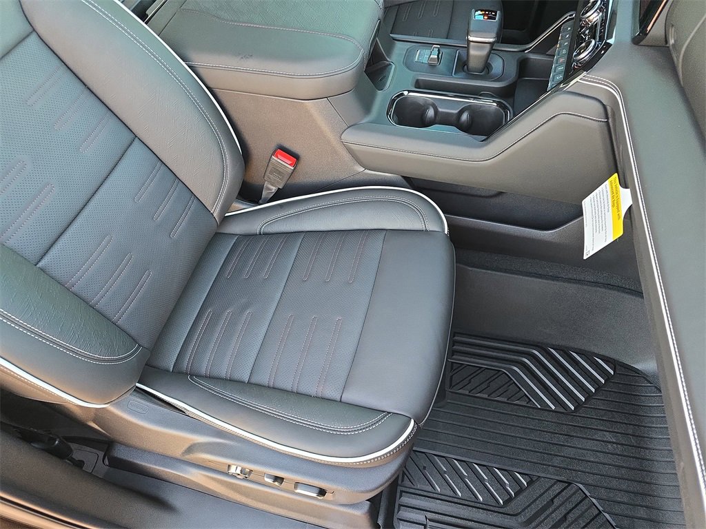 New 2026 GMC Sierra 1500 AT4X w/ AT4X AEV Edition image 10