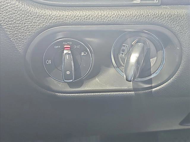 Used 2021 Porsche Macan image 23