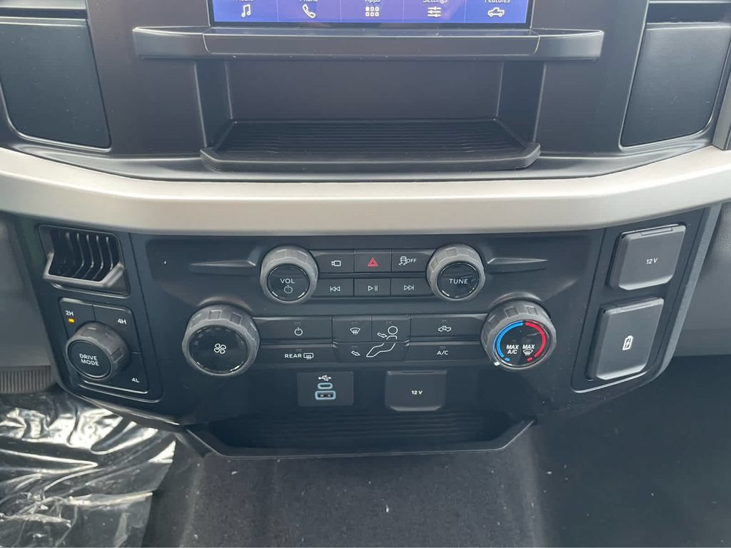 New 2026 Ford F350 XL w/ STX Appearance Package AWD/4WD image 24
