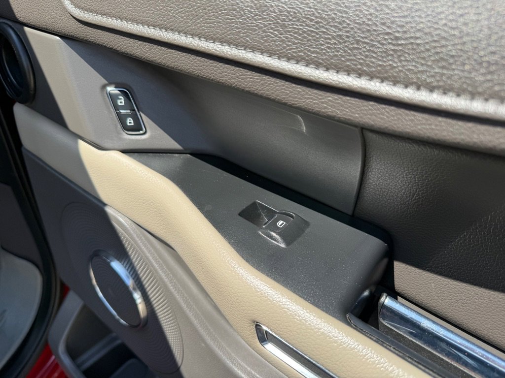 Used 2018 Ford Expedition XLT w/ Equipment Group 202A RWD image 31