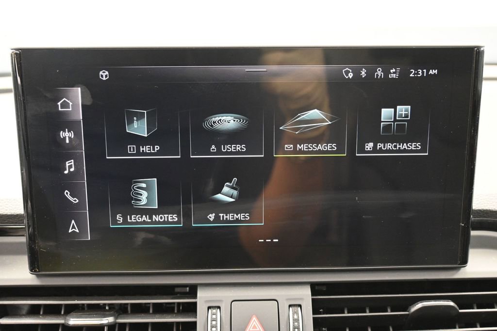 Used 2024 Audi Q5 e Premium w/ Convenience Package AWD/4WD image 25
