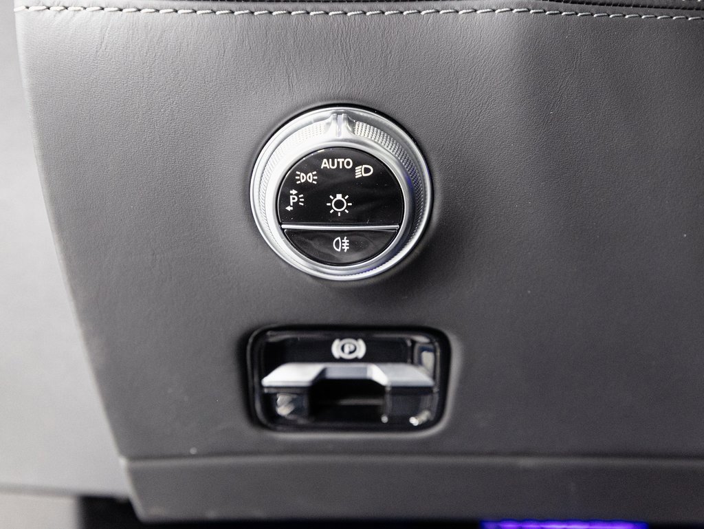 Used 2024 Mercedes-Benz SL 55 AMG 4MATIC image 11