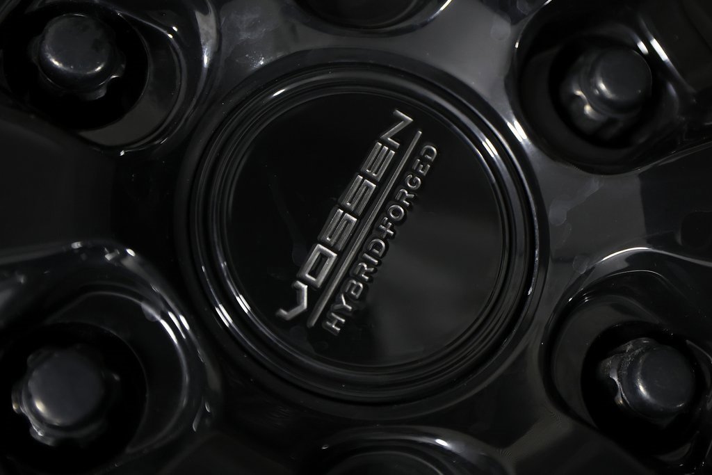 Used 2026 Cadillac Escalade ESV Platinum Luxury w/ LPO, Floor Liner Package image 48