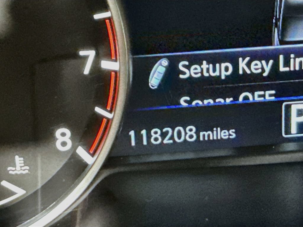 Used 2021 Nissan Maxima SR w/ Sport Mat Group FWD image 4