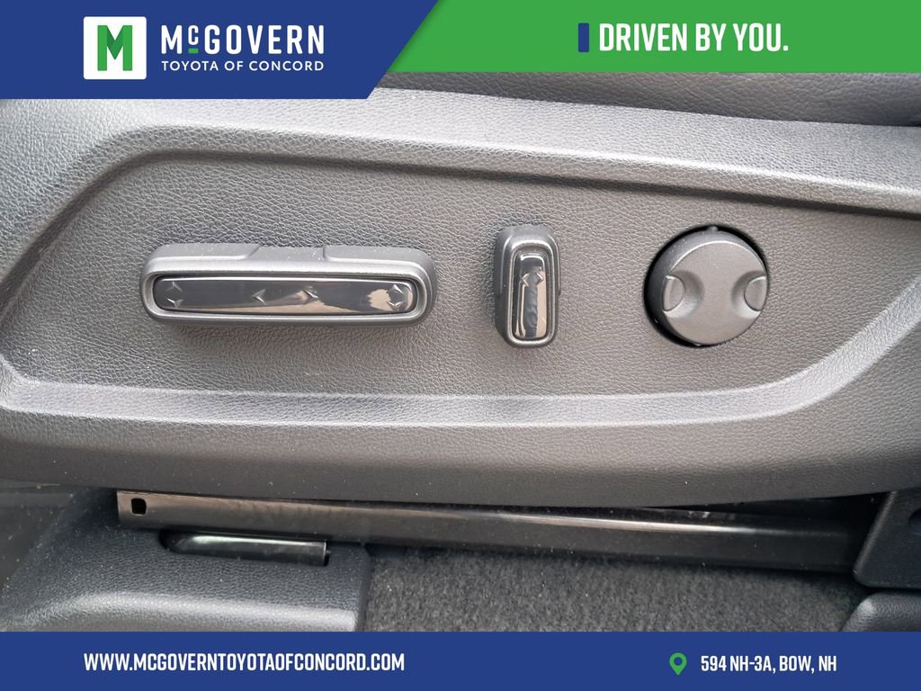 Used 2025 Honda Pilot TrailSport image 19