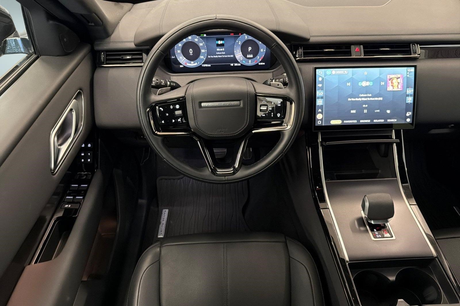 Certified 2026 Land Rover Range Rover Velar Dynamic SE AWD/4WD image 33