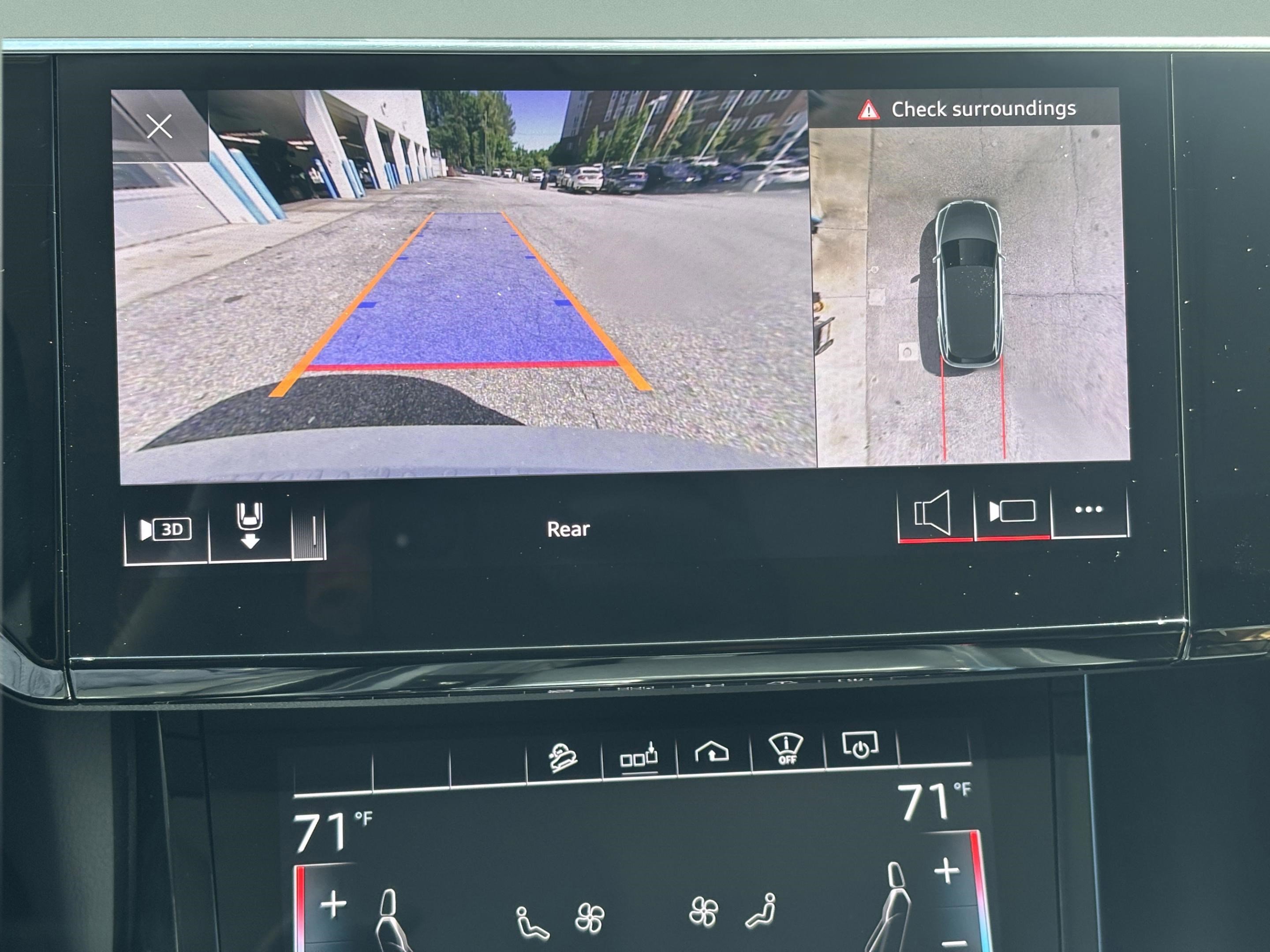 Used 2019 Audi e-tron Prestige w/ Prestige Package AWD/4WD image 31