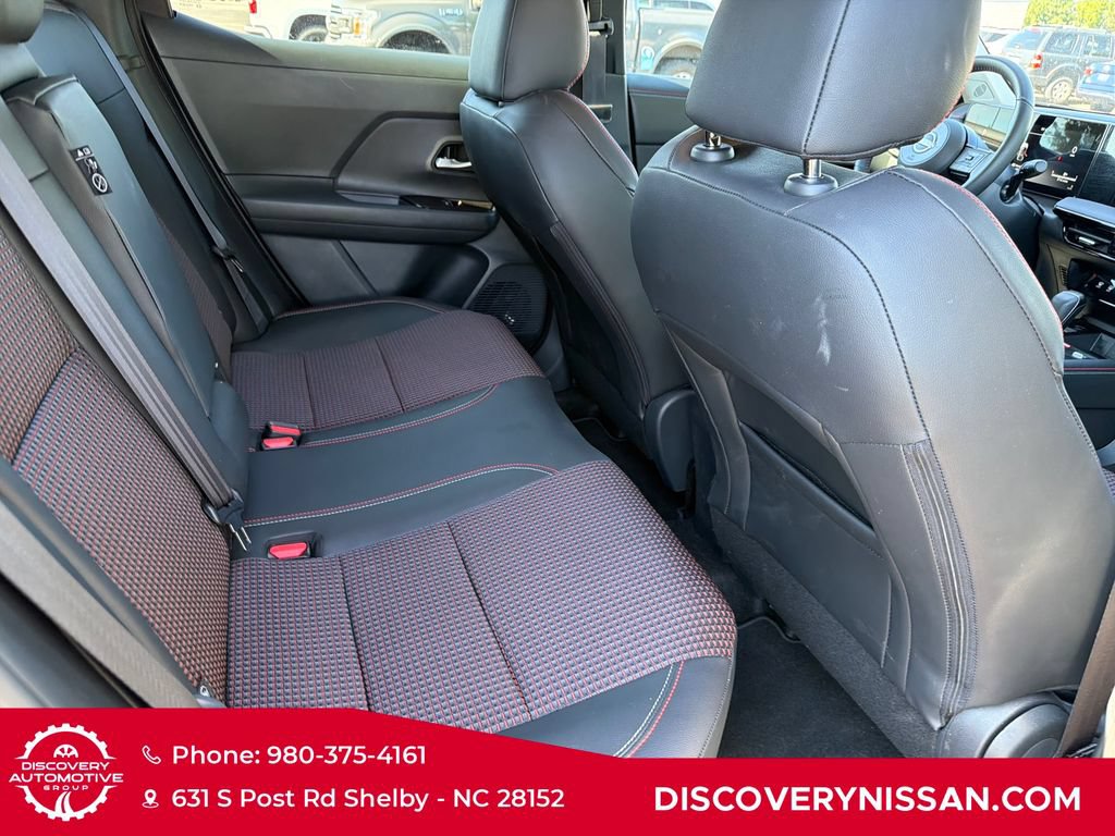 Certified 2026 Nissan Kicks SR FWD image 35