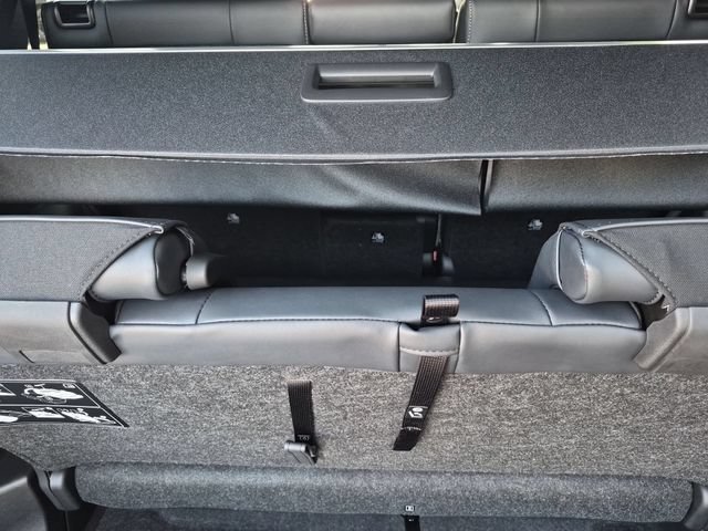 New 2026 Mitsubishi Outlander LE FWD image 32