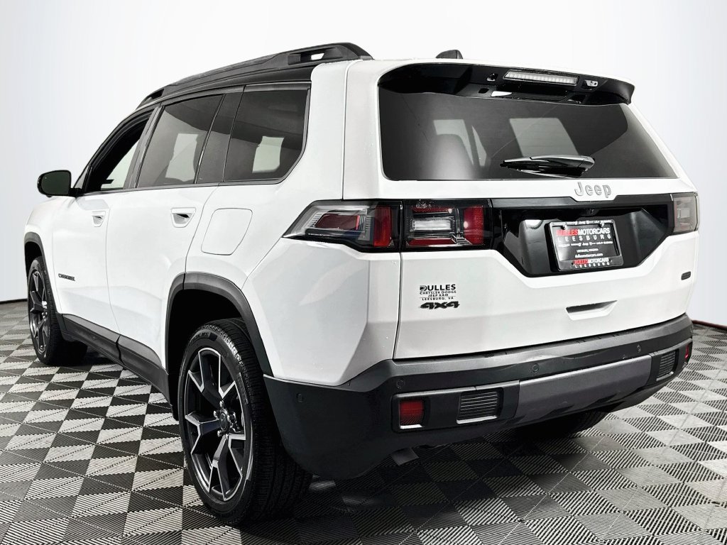 Used 2026 Jeep Cherokee Overland w/ Advanced Pro Tech Group AWD/4WD image 5