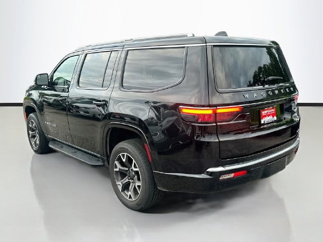 Used 2024 Jeep Wagoneer Series III AWD/4WD image 7