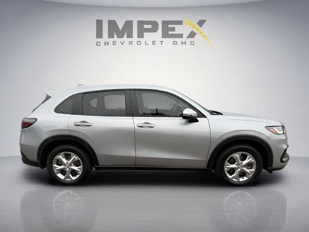 Used 2025 Honda HR-V LX image 6