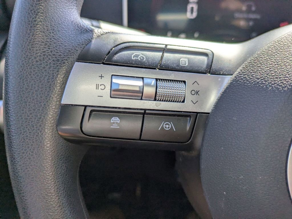 Certified 2025 Hyundai Tucson SEL image 17
